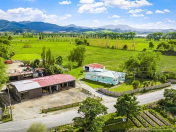 8 Old Kaipara Road, Kaipara Flats, Warkworth