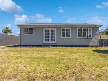 63 Thatcher Street, Castlecliff, Whanganui