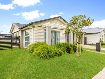 13 Rere Close, Takanini, Auckland