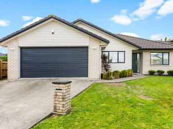 11 Karika Place, Massey, Auckland