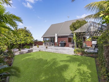 16 Bellbird Rise, Murrays Bay, Auckland