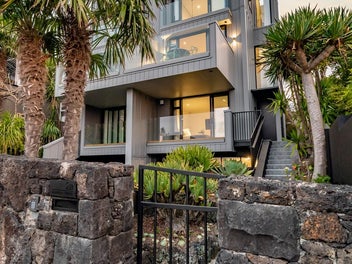 2B Alberon Street, Parnell, Auckland