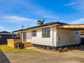 1/4 Colin Street, Māngere, Auckland