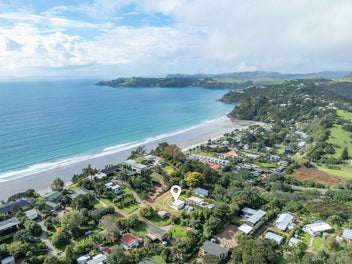 10 Pah Road, Onetangi, Waiheke Island