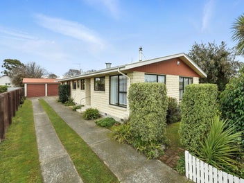 4 Seadown Crescent, Amberley, Amberley