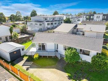33 Archmillen Avenue, Pakuranga Heights, Auckland