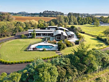 1963 Great South Road, Bombay, Bombay