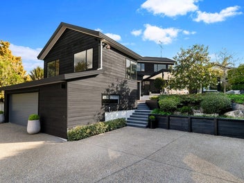73 Uxbridge Road, Cockle Bay, Auckland