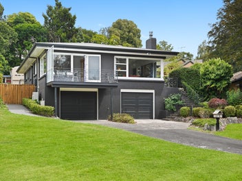 11 Hamilton Parade, Hamilton Central, Hamilton