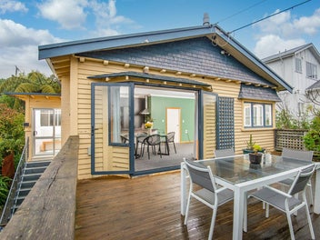 10 Traquair Street, Corstorphine, Dunedin