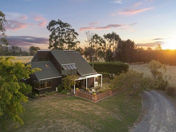 112 Calico Line, Marton