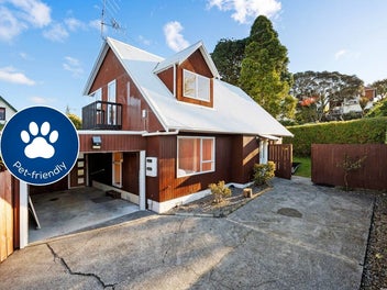 2/116 Paihia Road, Onehunga, Auckland