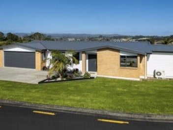 4 Karika Place, Massey, Auckland