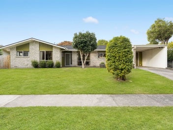 60 Pulham Crescent, Queenwood, Hamilton