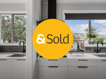 54 Sikkim Crescent, Clover Park, Auckland