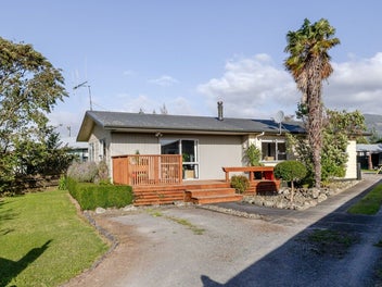 6 Matipo Street, Tokomaru, Palmerston North
