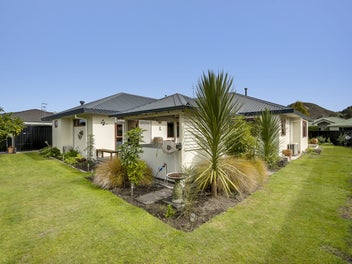 8 Gresham Place, Taradale, Napier