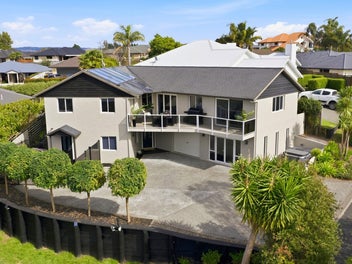 48 Contour Avenue, Pyes Pa, Tauranga