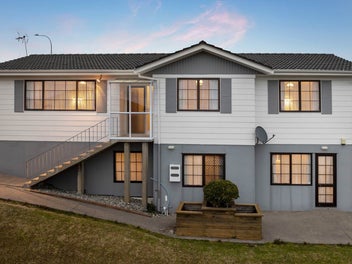 19 Ballymore Drive, Pinehill, Auckland