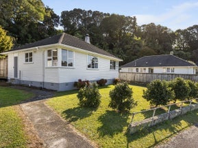 48 Glenpark Avenue, Frankleigh Park, New Plymouth