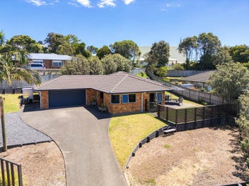 31 Te Kauri Place, Helensville, Helensville