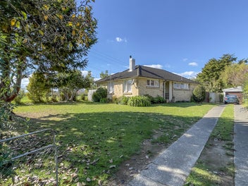 606 State Highway 27, Tirau