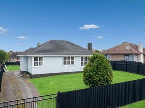 18 Crown Crescent, Otara, Auckland