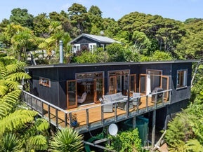 170 Piha Road, New Lynn