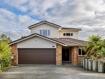 17 Carol Lee Place, Albany Heights, Auckland