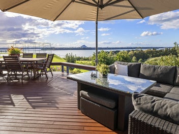 14/674L RANGINUI ROAD, Tauranga