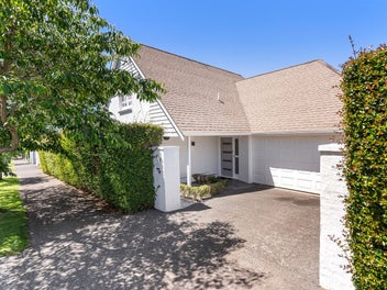 1A Brookland Place, Remuera, Auckland