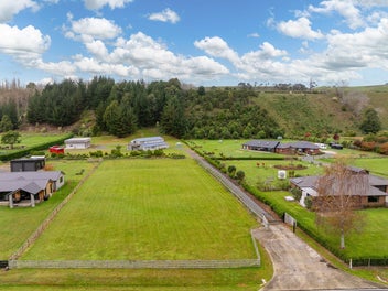 283 Horahora Road, Piarere, Tīrau