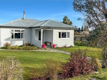 18 Caulfeild Street, Ranfurly, Ranfurly