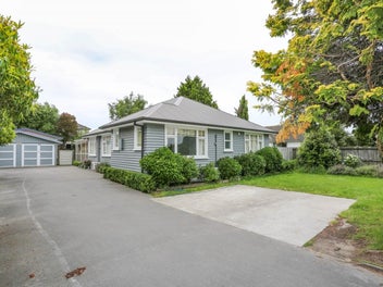 124 Memorial Avenue, Burnside, Christchurch