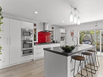 4A Clerke Place, Marfell, New Plymouth