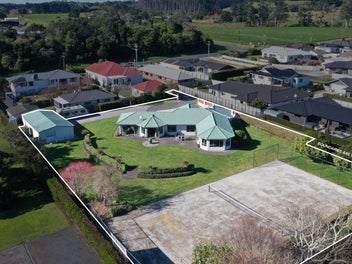 76A Smart Road, Glen Avon, New Plymouth