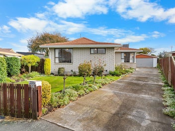 29 Wyatt Place, Russley, Christchurch
