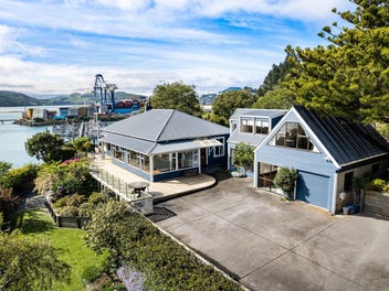 64 Harbour Terrace, Careys Bay, Port Chalmers