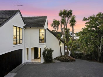 18 Bushglen Court, Browns Bay, Auckland