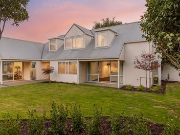 137C Memorial Avenue, Burnside, Christchurch