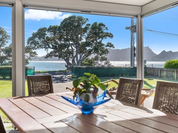 243 One Tree Point Road, One Tree Point