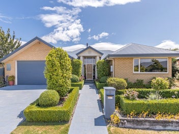 6 Oratia Grove, Northwood, Christchurch