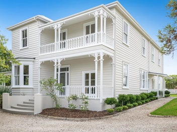 14 Nelson Street, Helensville, Helensville