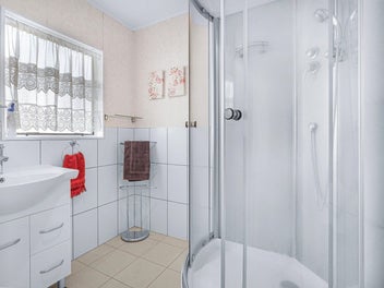 10B Lee Road, Hannahs Bay, Rotorua