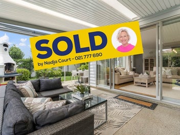 9A Sharon Road, Waiake, Auckland