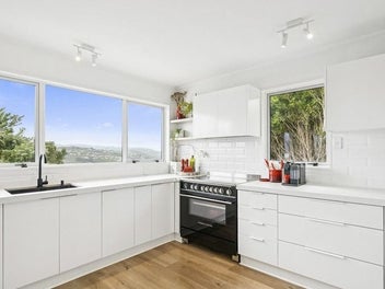 14 Truro Road, Camborne, Porirua