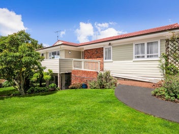 29 Sartors Avenue, Northcross, Auckland