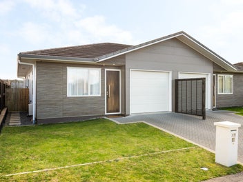 30B Yanicks Crescent, Fitzroy, Hamilton