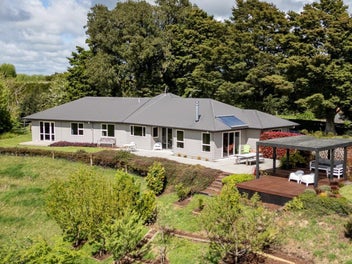 447 Parklands Road, Rotoorangi