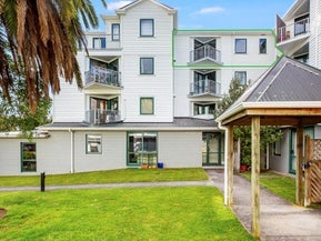 D3/13 Palm Grove, Berhampore, Wellington